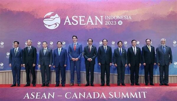 Pm Attends Asean Summits With Plus Three Countries Us Canada