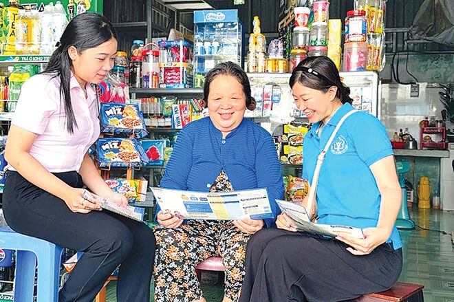 Social insurance and interlinkages with citizens’ perceptions of economic wellbeing and issues of greatest concern