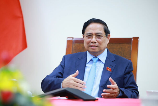 Vietnamese, Thai PMs discuss measures to strengthen ties