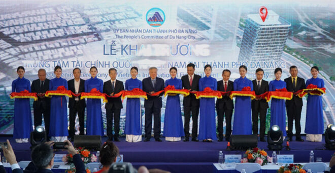 Vietnam launches International Financial Center in Da Nang