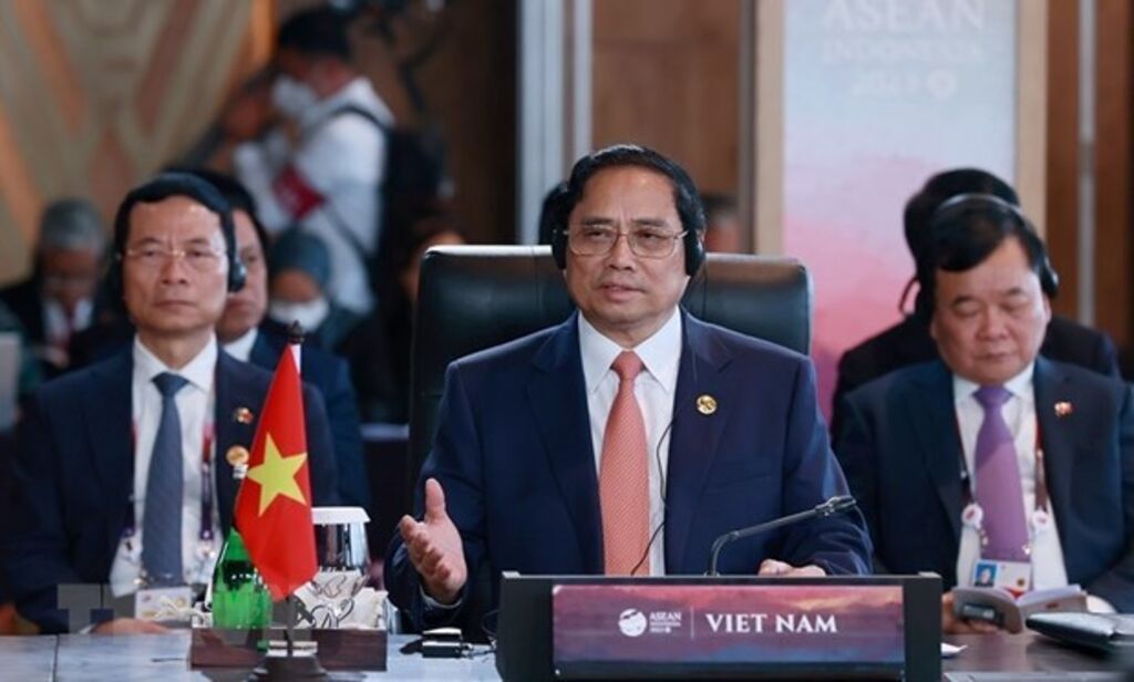 Vietnams 28 Years Of Asean Membership Joining Hands For Strong