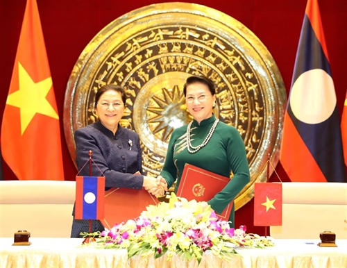 Vietnam Lao legislatures ink five-year cooperation pact