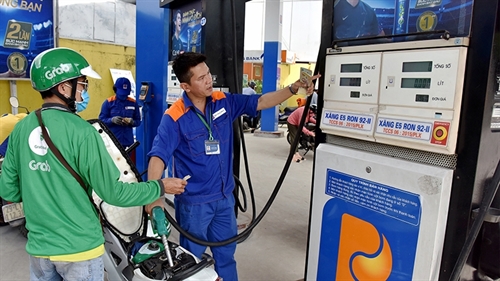 Draft decree facilitates foreign petrol traders