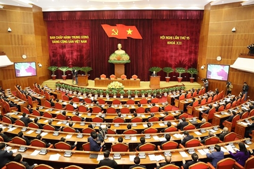 Party Central Committee plenum completes preparation for 13th Congress