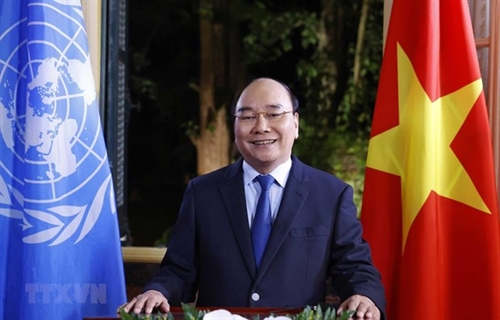 Vietnam confident ready to shoulder international responsibilities for peace sustainable development: President