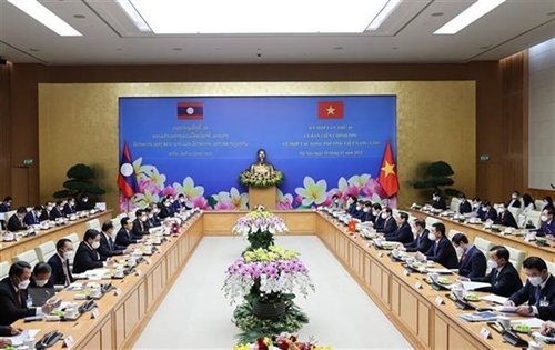 Vietnamese Laos PMs co-chair 44th meeting of inter-governmental committee
