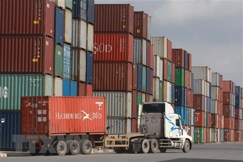 Vietnamese seaports handle 180 million tons of goods in Q1