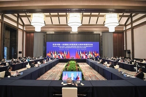 Vietnam attends 28th ASEAN-China Senior Officials Consultation