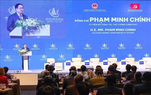 Vietnam persists with doi moi and integration policy: PM