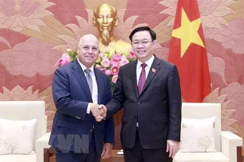 Top legislator suggests Vietnam Australia expand cooperation in energy transition