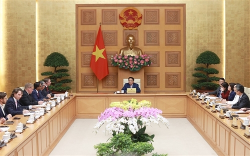 PM discusses enhancing Vietnam-EU trade cooperation with EU-ASEAN business delegates
