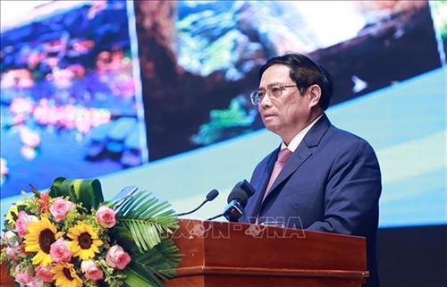 PM asks north-central central coastal regions to create development breakthroughs