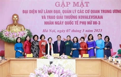 PM urges all efforts to support womens advancement